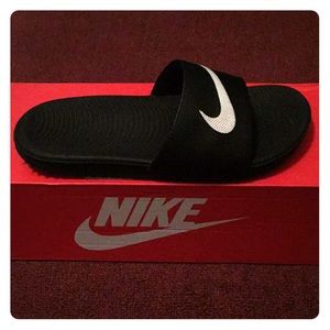 Nike slides